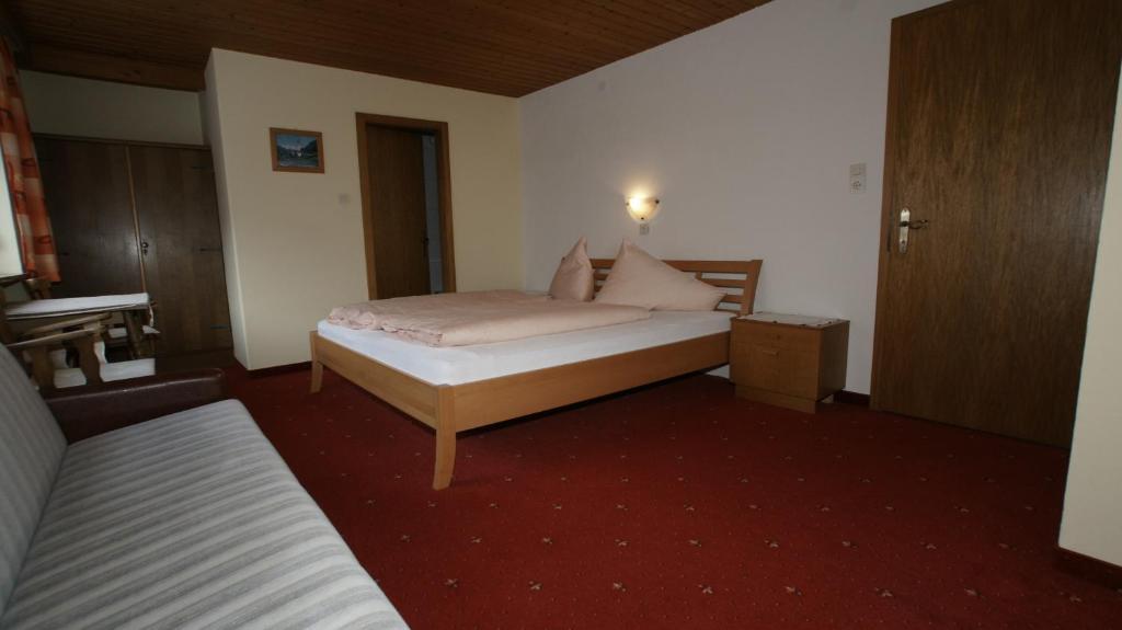 Guest house Garni Nill 3*